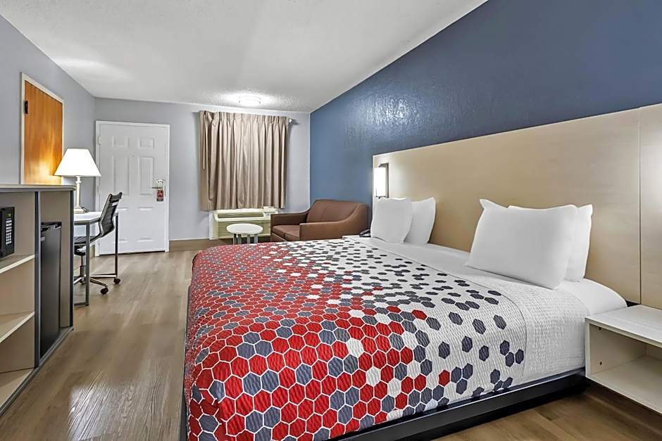 Econo Lodge Inn & Suites Cayce I-26 Airport