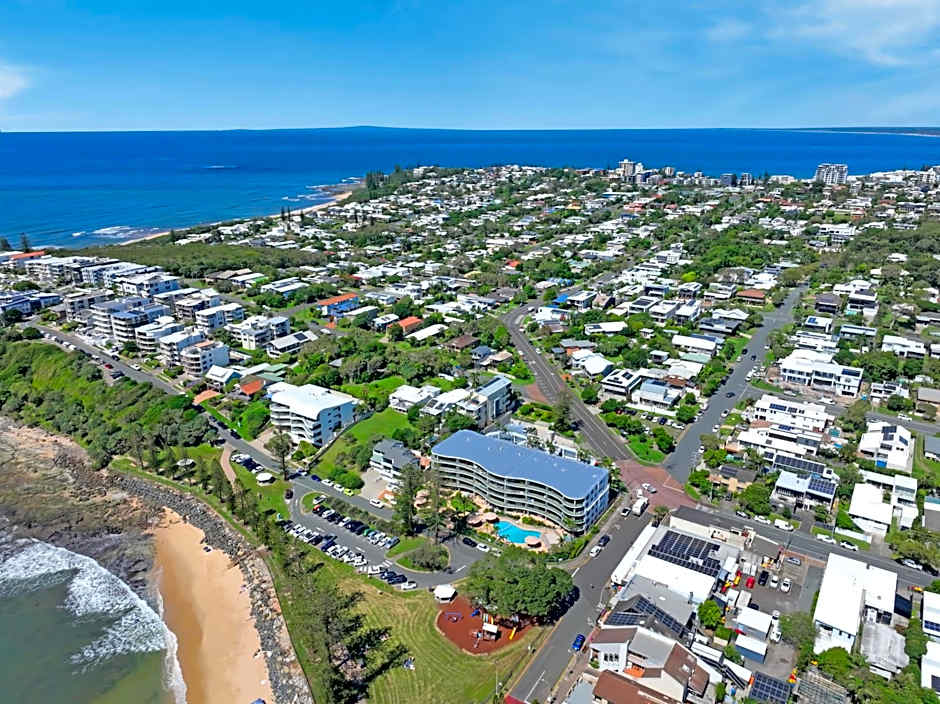 The Norfolks on Moffat Beach