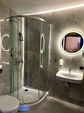 Luxury Studio