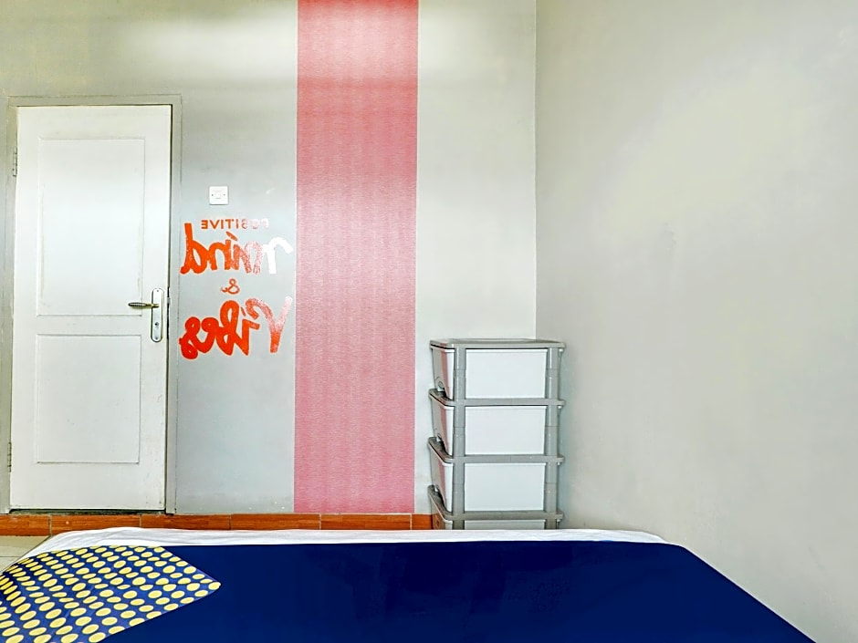 SPOT ON 91135 Hanami Syariah