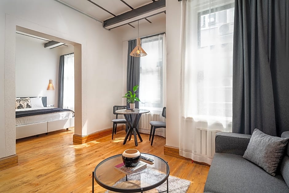 Urban Quarters - Büklü Han