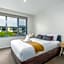 Kingston Foreshore with Garden View - Hosted by Canstay