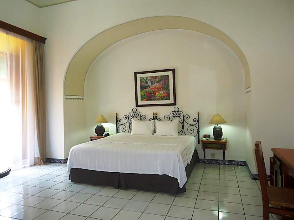 Hotel Concierge Plaza Colima