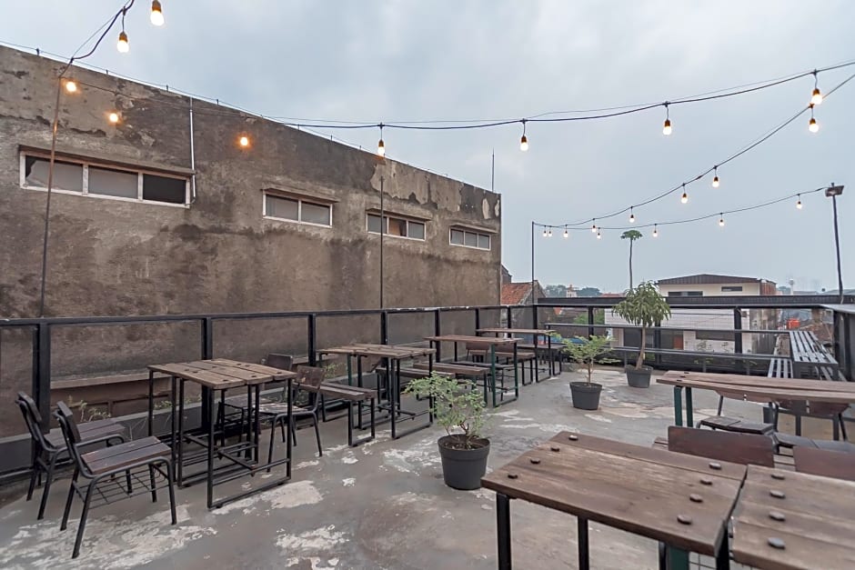 Jabrix Hotel Mitra RedDoorz