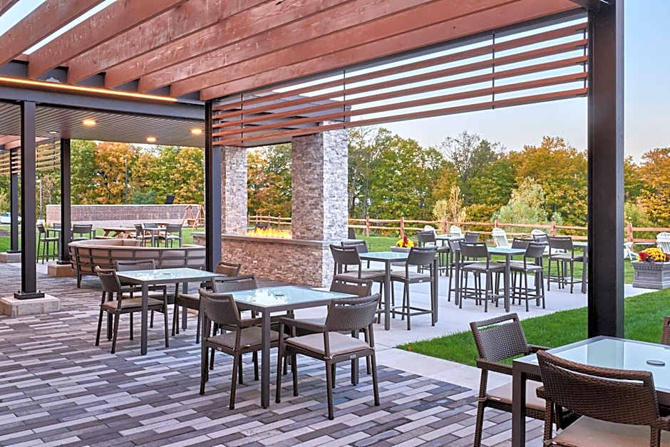 Courtyard by Marriott Petoskey