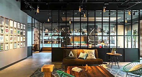 Moxy by Marriott Tokyo Kinshicho