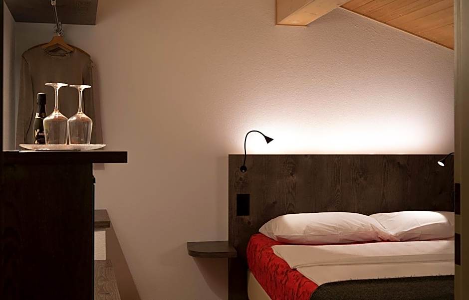 Hotel Ristorante Grotto Serta