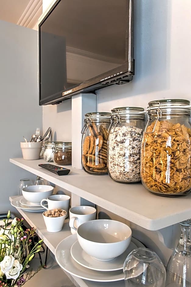 April House Weybridge - Boutique Guesthouse