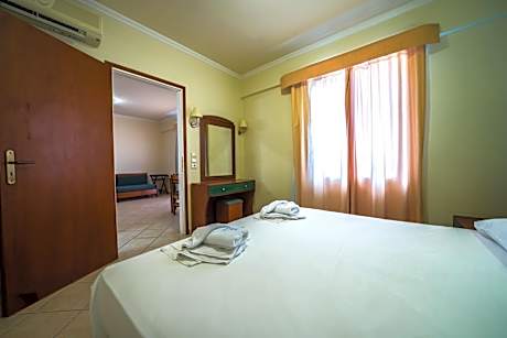 One-Bedroom Apartment (3 Adults)