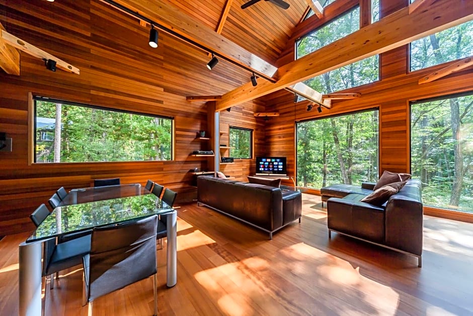 Phoenix Chalets by HHG