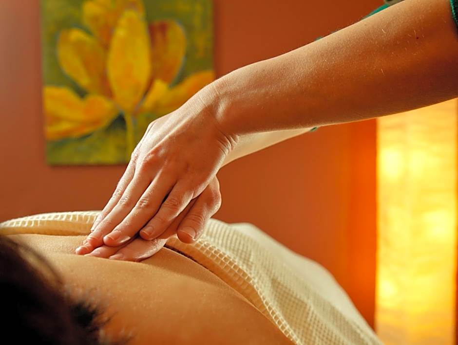 The Lakehouse Inn Geneva