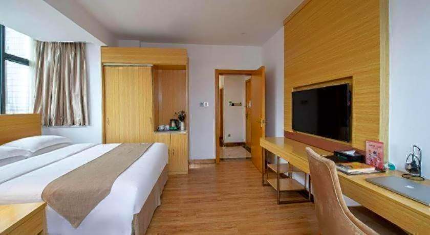 GreenTree Inn Zhongshan West District Fuhua Road Branch