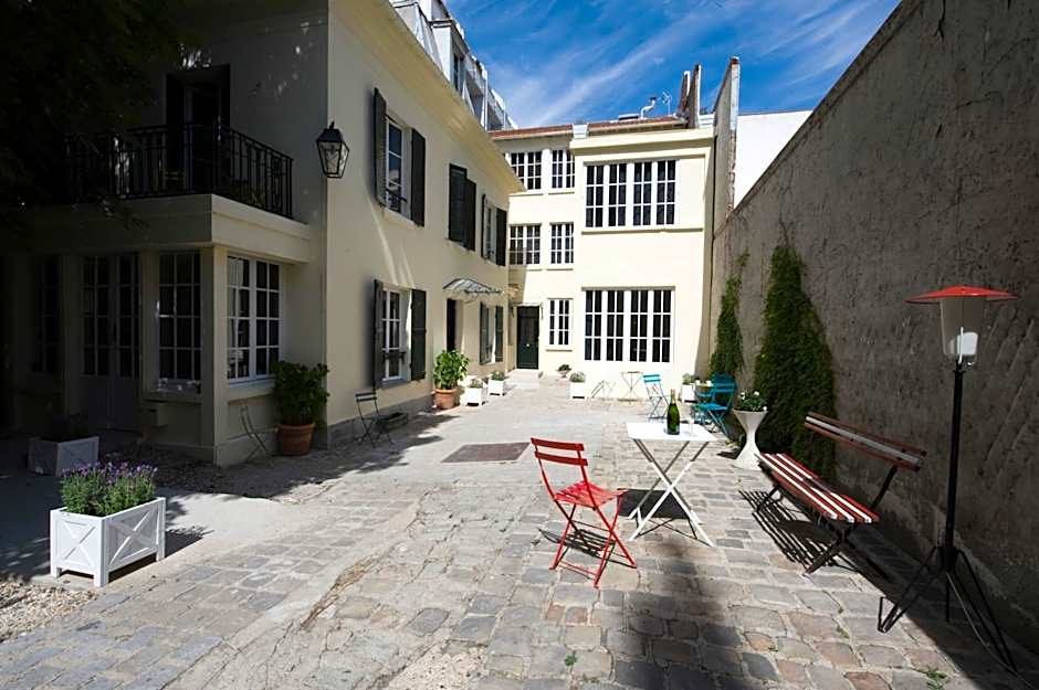 Helzear Montparnasse Suites