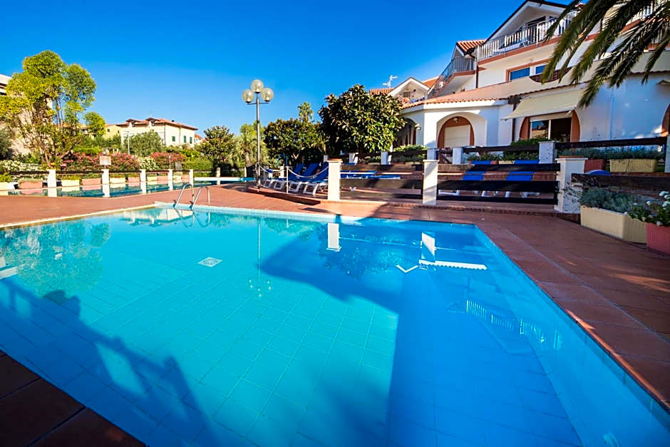 Diano Sporting Apartments