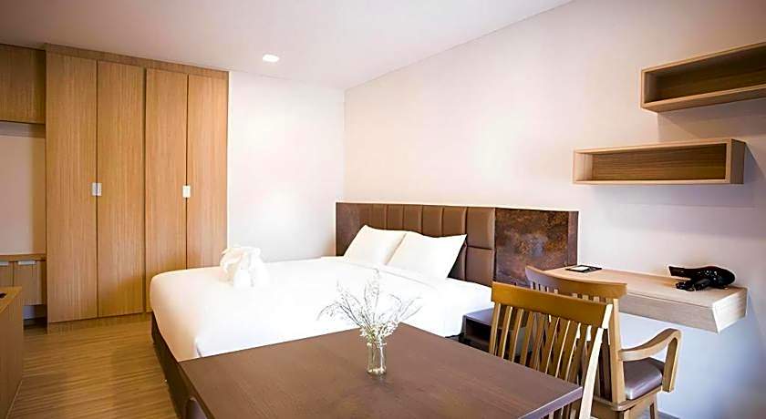 B2 Amata Nakorn Premier Hotel