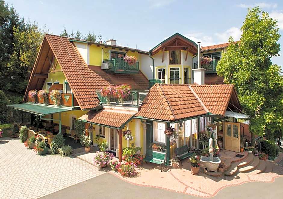 Thermenhof PuchasPLUS Loipersdorf