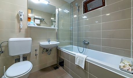 Standard double room, sea side, balcony - annex