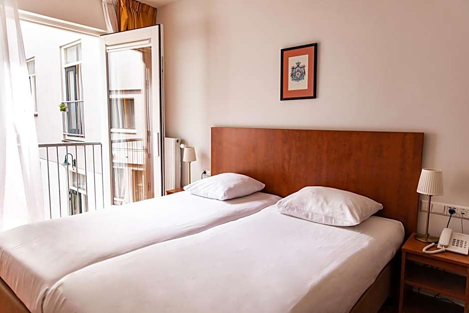 Ambassador City Centre Hotel