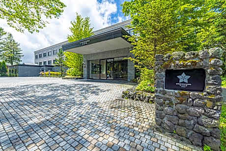 Kyukaruizawa Kikyo, Curio Collection by Hilton