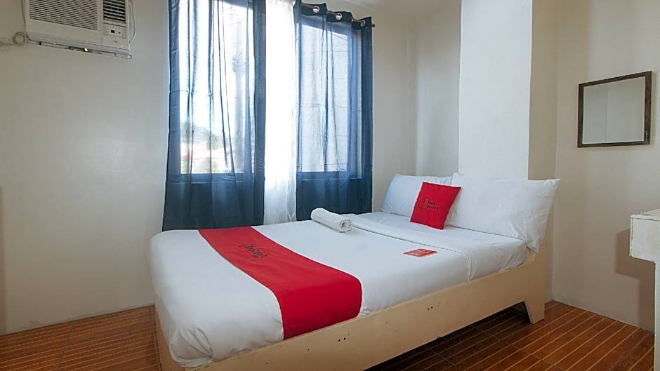 RedDoorz At Goldentown Hotel Davao City – Davao City, CO