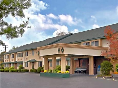 Americas Best Value Inn New Paltz