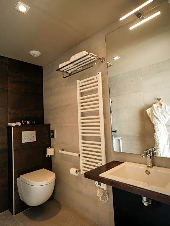 BRIT HOTEL PRIVILEGE LISIEUX - La Villa des Arts