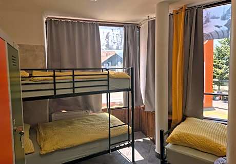 Mixed Dormitory Room