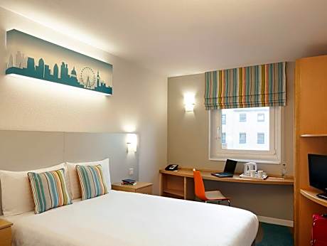 Standard Double Bed