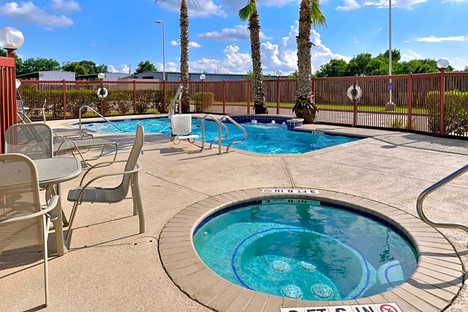 Hampton Inn Houston-Deer Park Ship Area