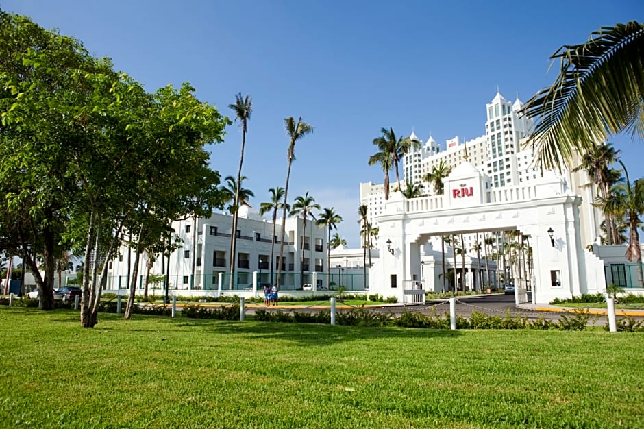 Riu Emerald Bay - All Inclusive