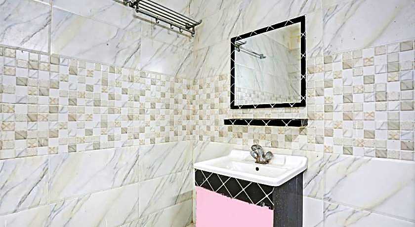 Hotel O by OYO Naveen Stay