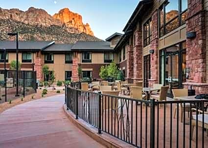 Hampton Inn & Suites Springdale/Zion National Park