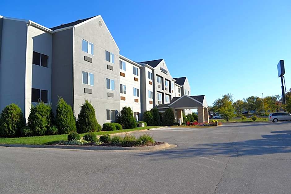 Country Inn & Suites by Radisson, Fairview Heights