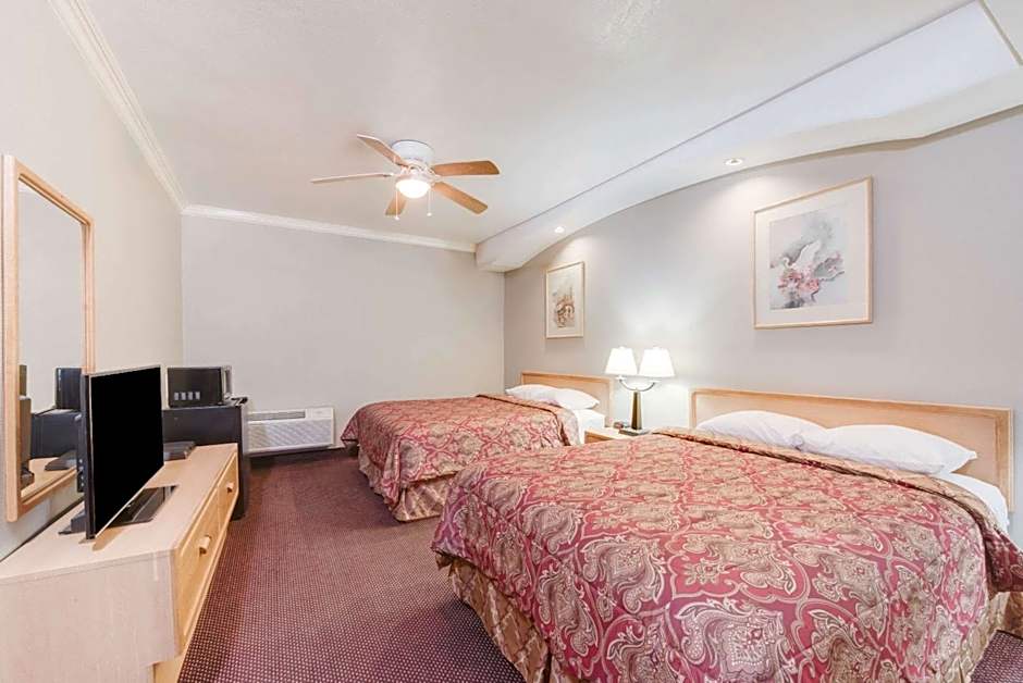 Knights Inn Van Horn