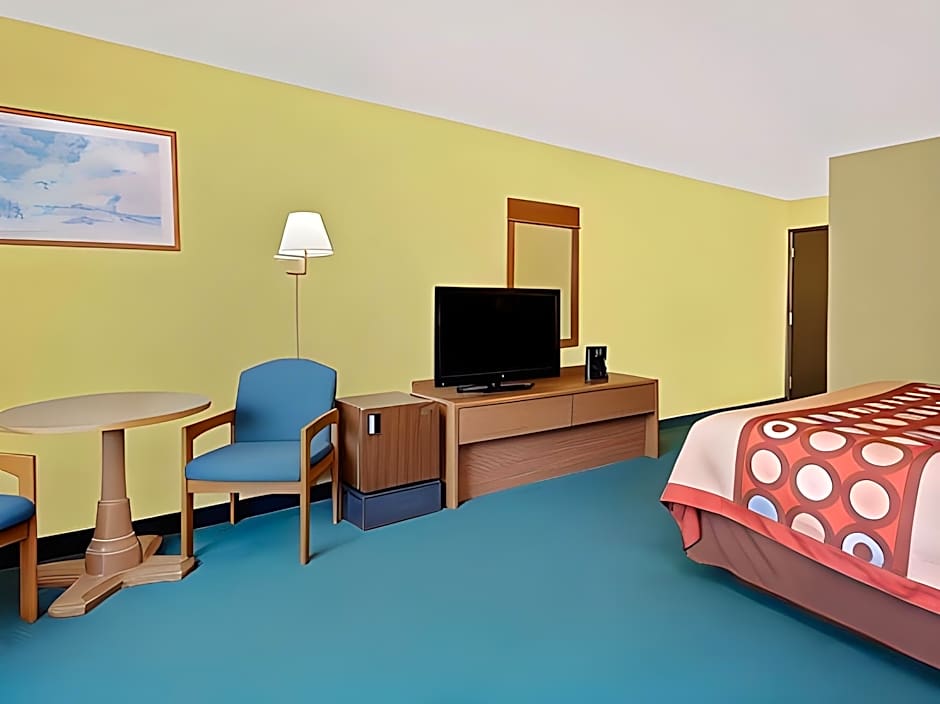 Super 8 By Wyndham Sturgeon Bay