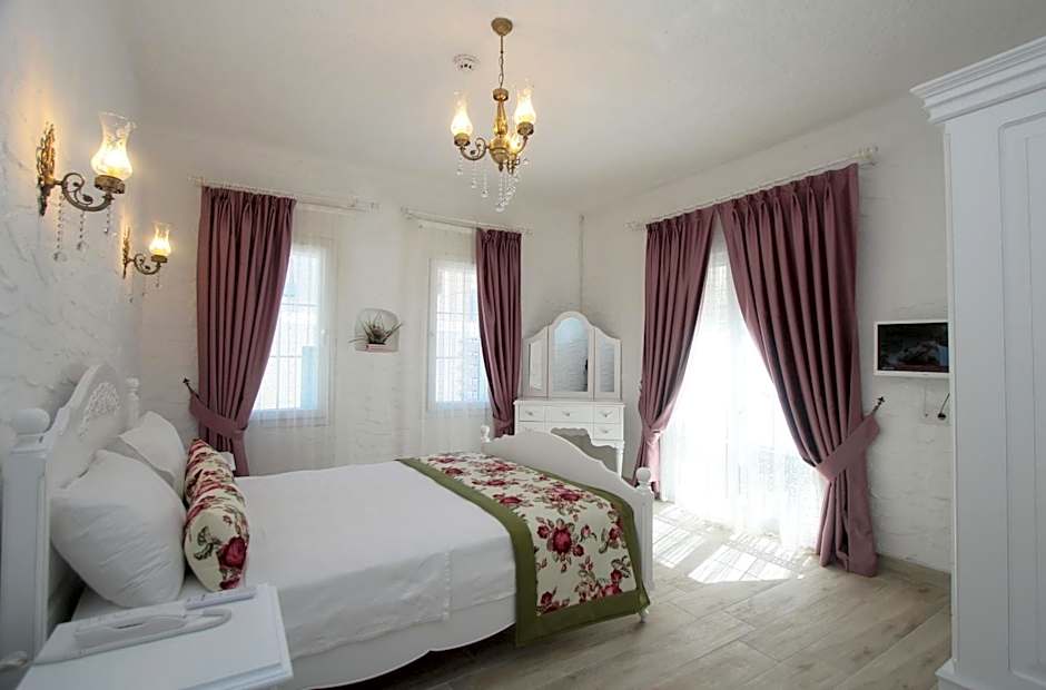 Alya Mou Butik Hotel