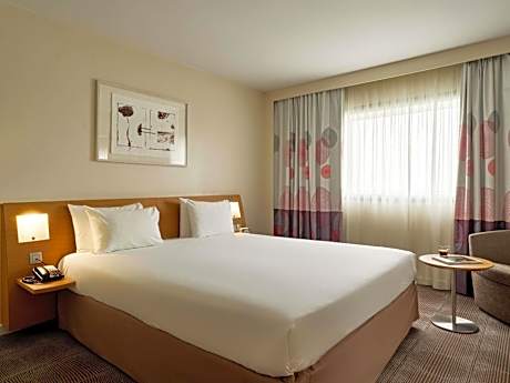 Suite with Views of Paris - One Double Bed and One Single Sofa Bed