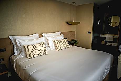 Suite with Private Pool