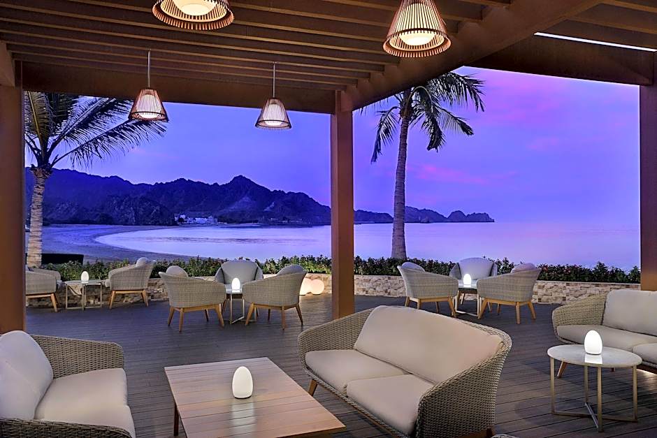 Al Bustan Palace, a Ritz-Carlton Hotel