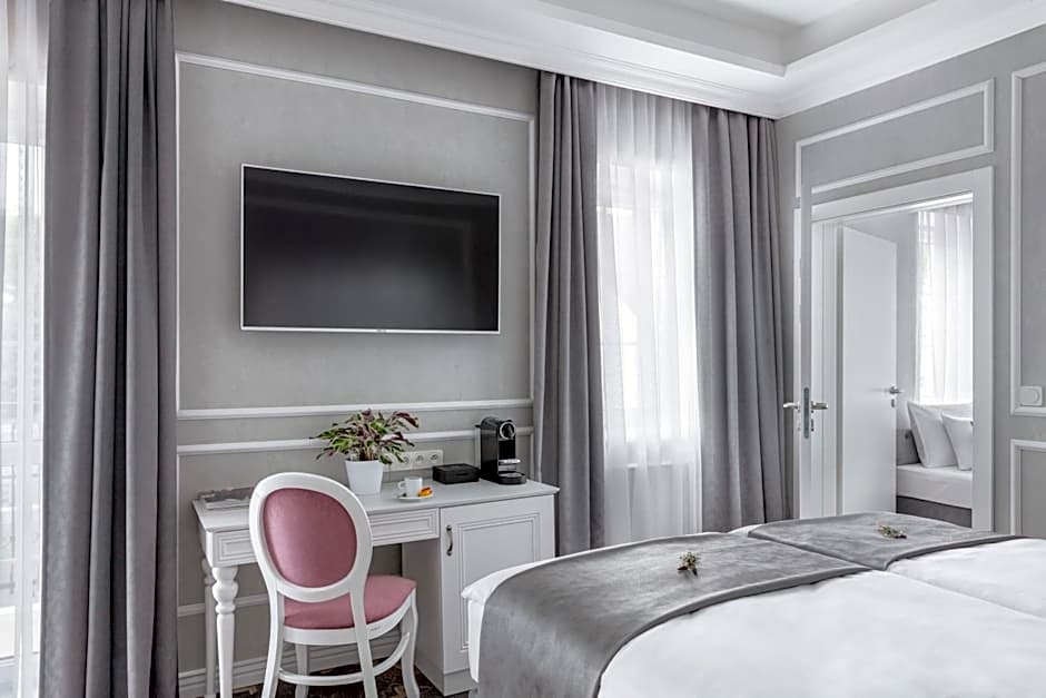 Merci Boutique Hotel