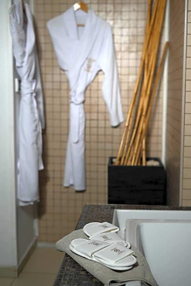 Business Hotel
