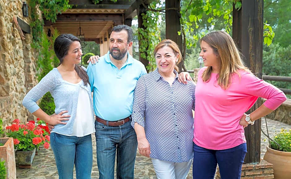 Hotel de Montaña Cueva Ahumada