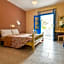 Vardes Hotel Studios