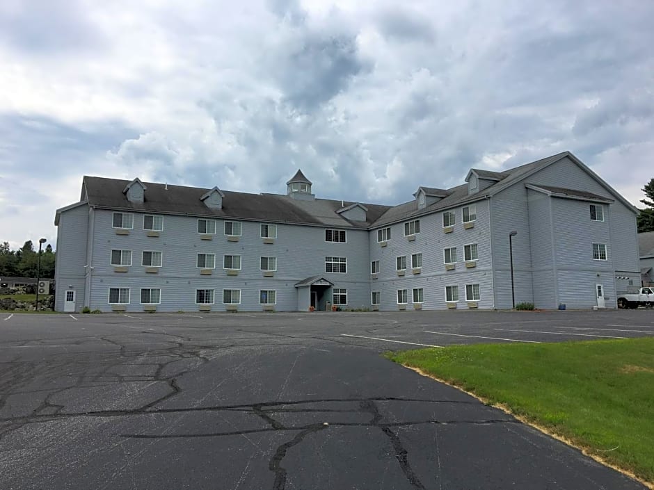 Cabot Inn & Suites