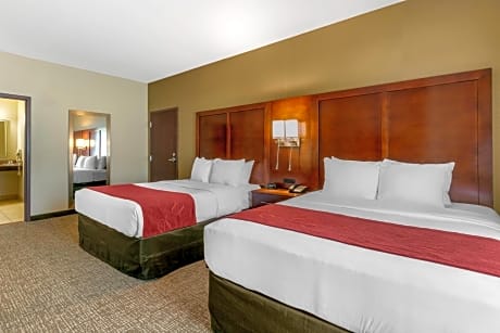 Queen Suite with Two Queen Beds and Roll-In Shower - Accessible/Non-Smoking