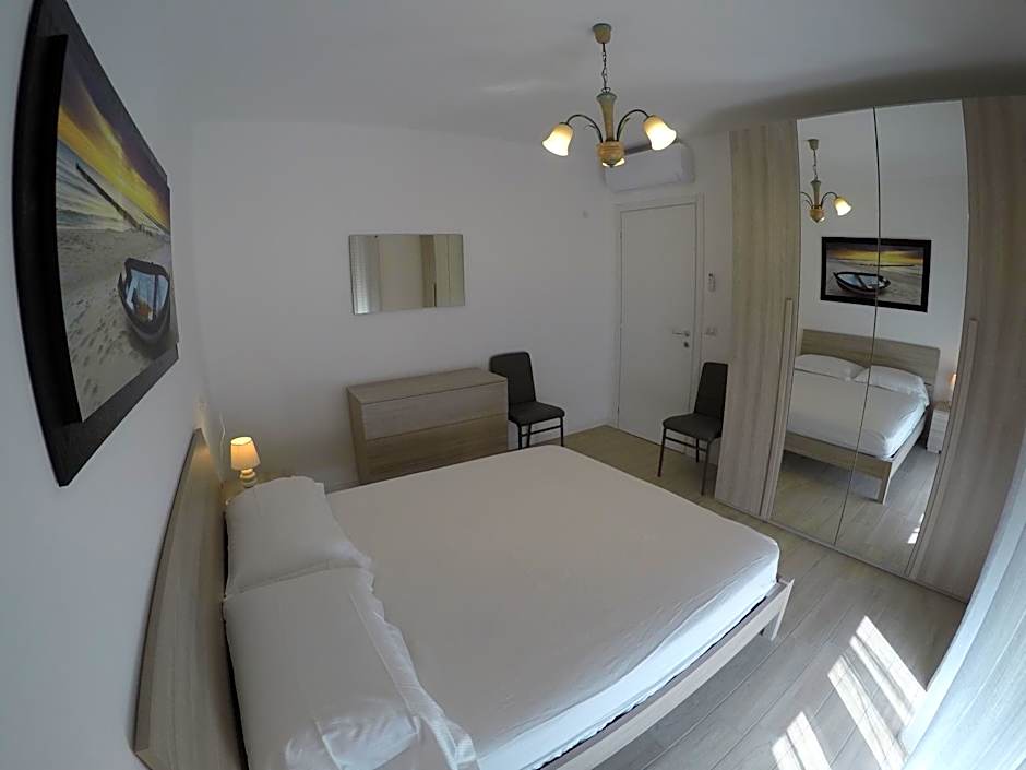 RESIDENCE CAORLE TRILOCALE CON PISCINA - Agenzia Cocal
