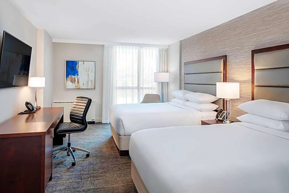Delta Hotels by Marriott Burnaby Conference Centre