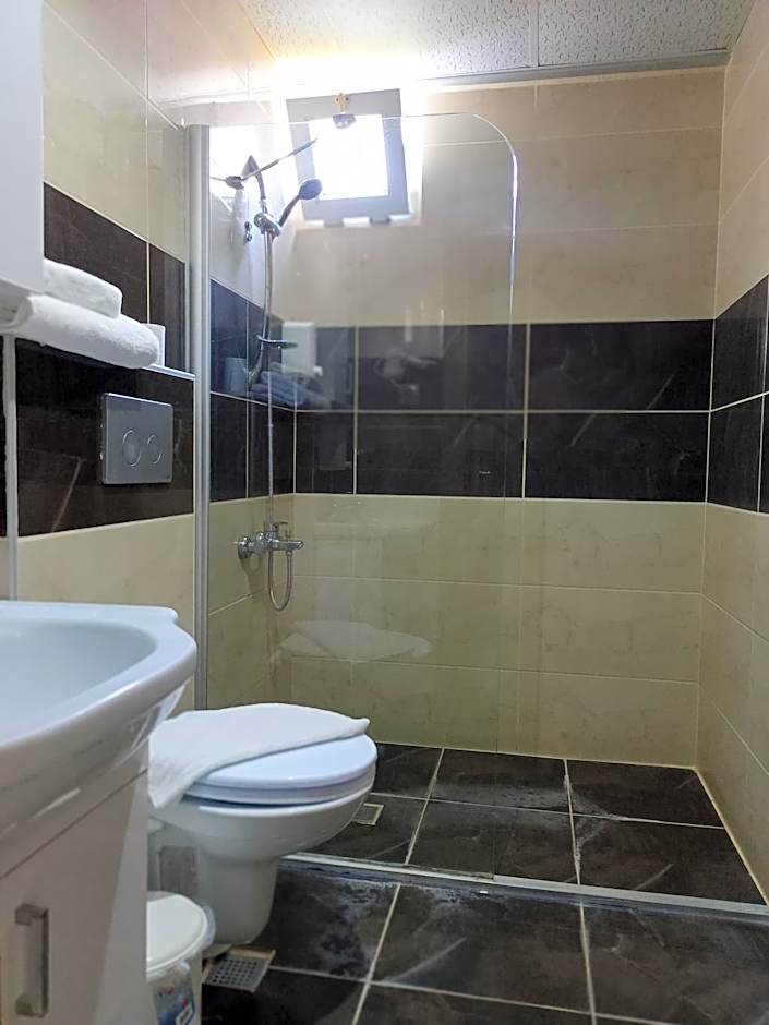 ANTALYA Konyaaltı Gündüz Otel