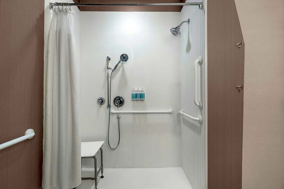 Courtyard® by Marriott® Fayetteville Fort Liberty/Spring Lake