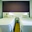 Quality Suites Alphaville